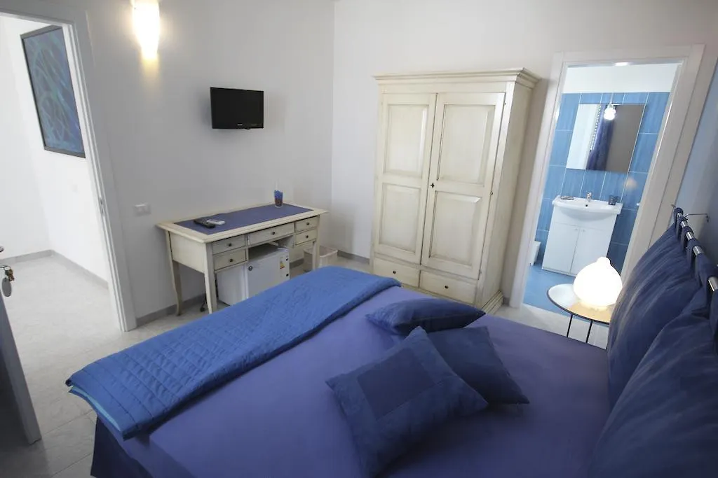 B&B Villa Genny A Pochi Passi Dal Mare San Cataldo (Apulia)